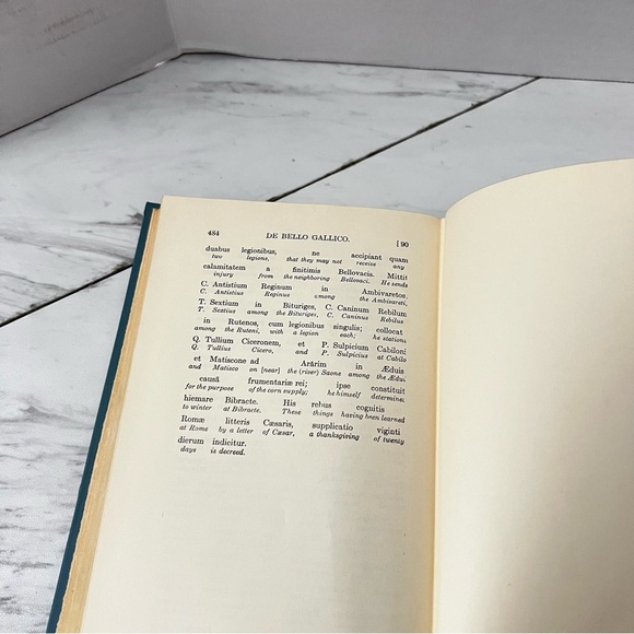 Caesar's Gallic War Interlinear Translation Mckay - Picture 2 of 16